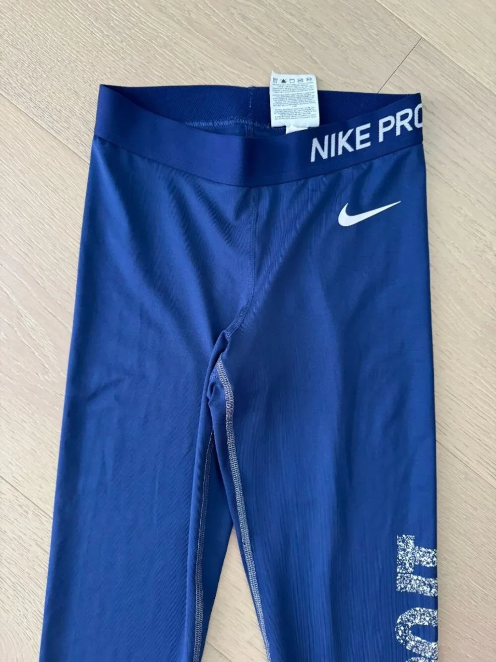 Nike Pro Dri-FIT Capri Leggings Blue Graphic 
